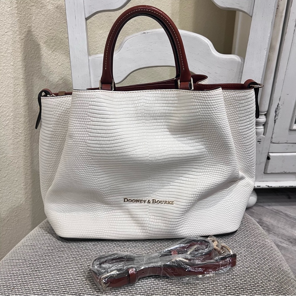Dooney and Bourke Embossed Lizard Large Barlow